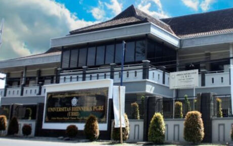 Belakang Kampus UBHI